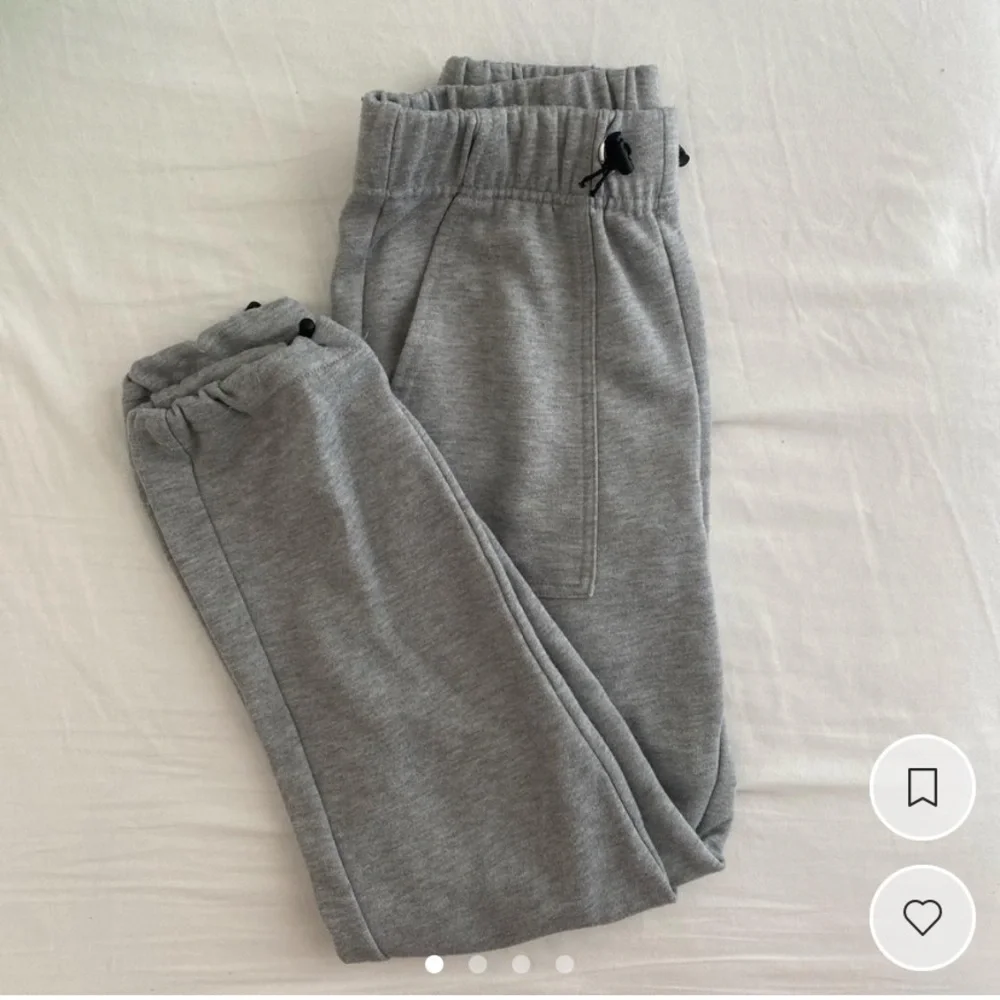 Sweatpants - Picture 1 of 4